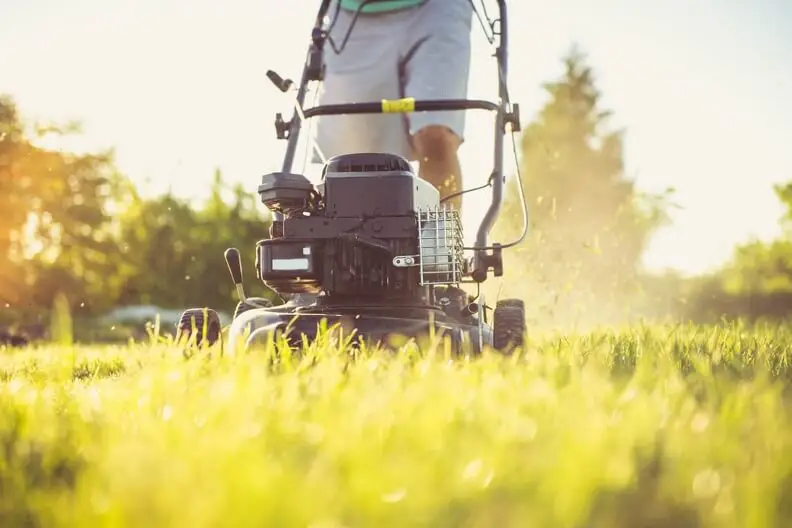 How to Mow a Lawn in Menifee, CA